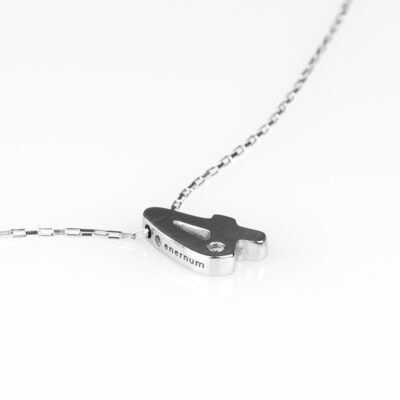 4 diamond & Cadena – M